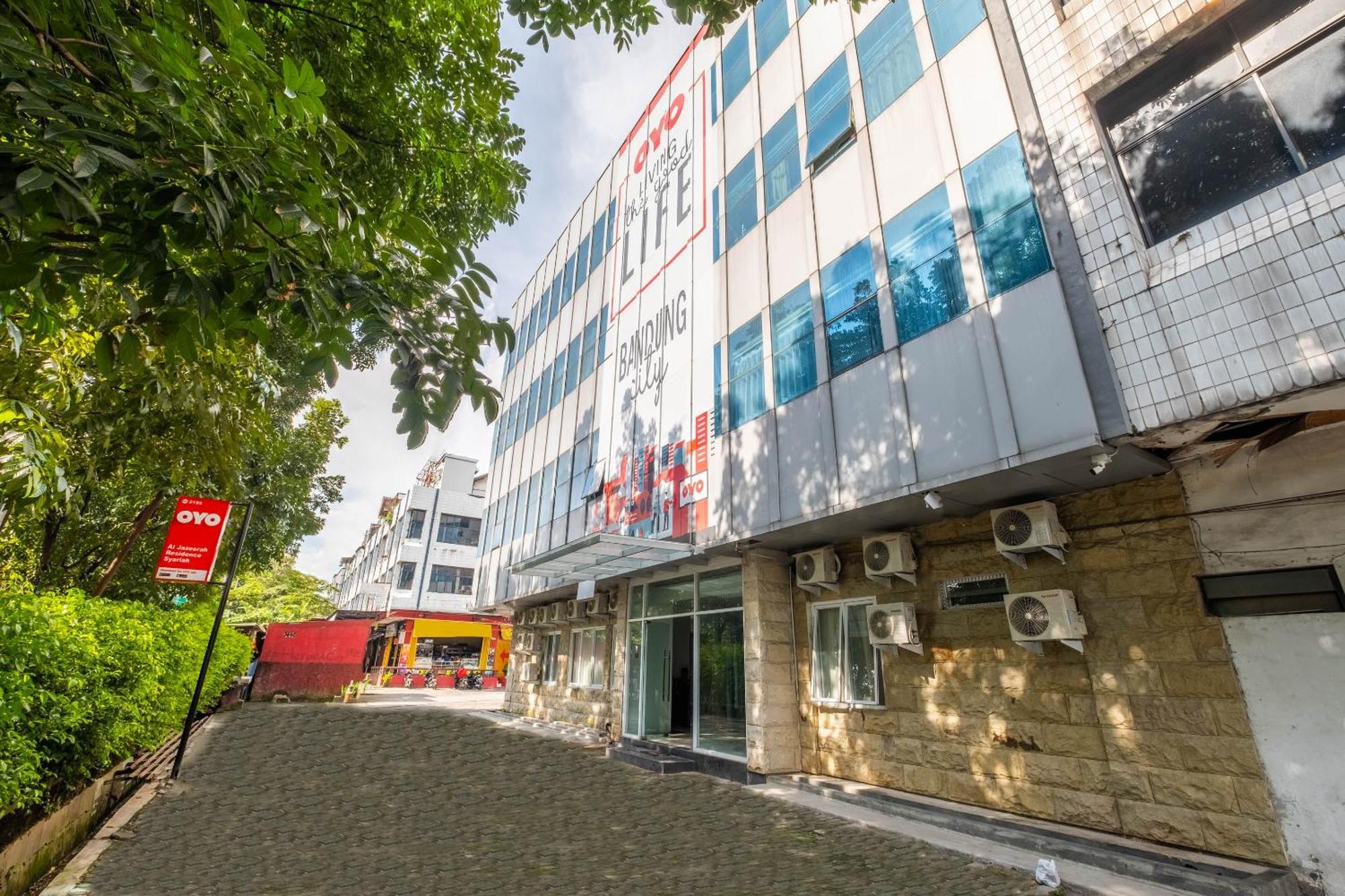 Oyo Living 2195 Al Jazeerah Residence Syariah Bandung Dış mekan fotoğraf